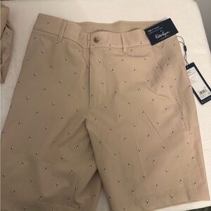 Walter Hagen Tan Shorts with Elastic Waist